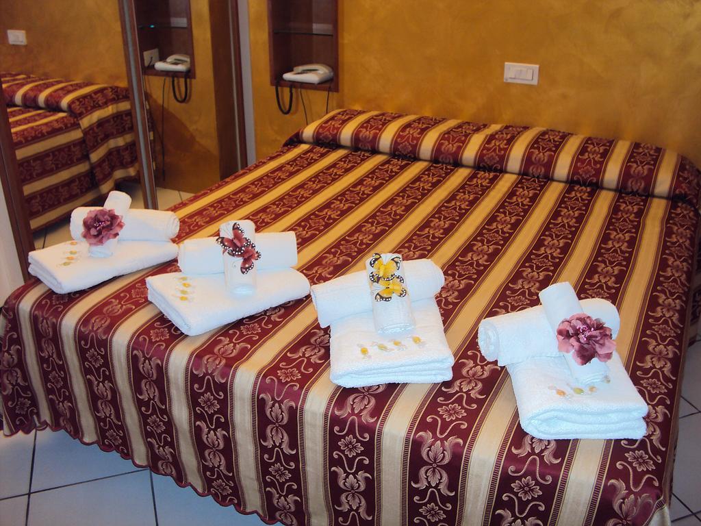 Hotel Nord Est Gabicce Mare Room photo