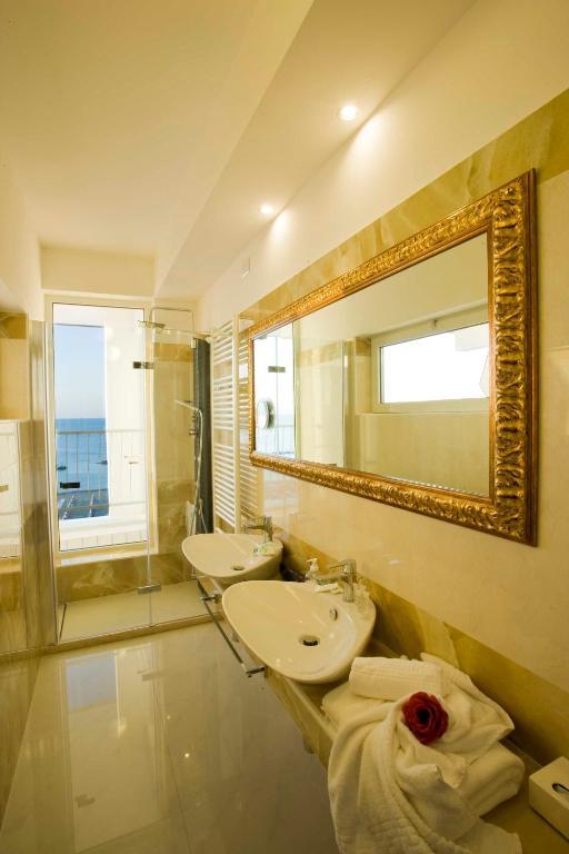 Hotel Nord Est Gabicce Mare Room photo